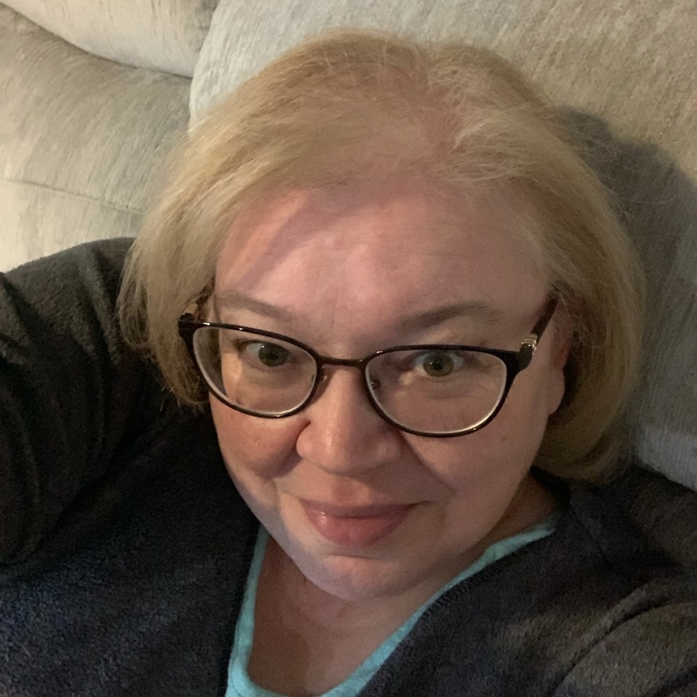 Meet your Posher, Miriam